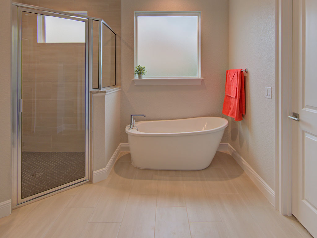<span  class="uc_style_uc_tiles_grid_image_elementor_uc_items_attribute_title" style="color:#ffffff;">master bath 3</span>